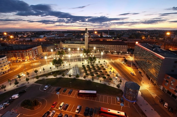 Volné pozice - Hradec Kr&aacute;lov&eacute;